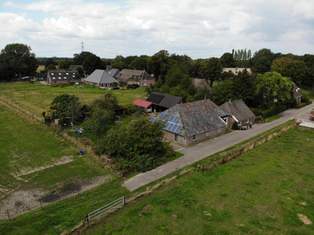 Logeerruimte In Gerenoveerde Boerderij In Wachtumアパートメント エクステリア 写真
