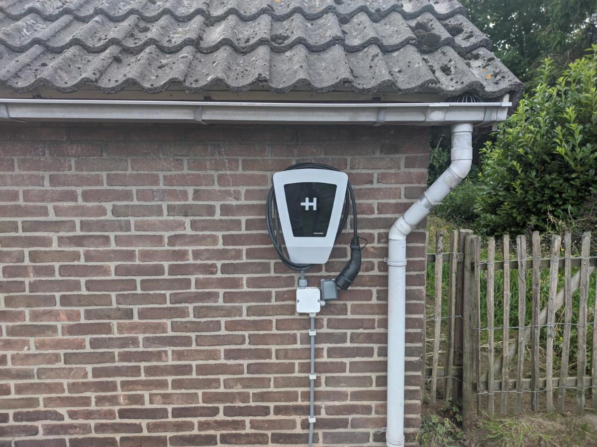 Logeerruimte In Gerenoveerde Boerderij In Wachtumアパートメント エクステリア 写真