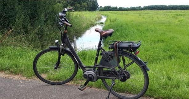 Logeerruimte In Gerenoveerde Boerderij In Wachtumアパートメント エクステリア 写真
