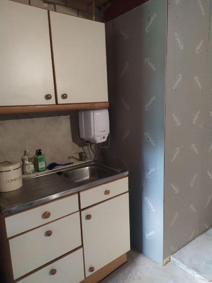Logeerruimte In Gerenoveerde Boerderij In Wachtumアパートメント エクステリア 写真